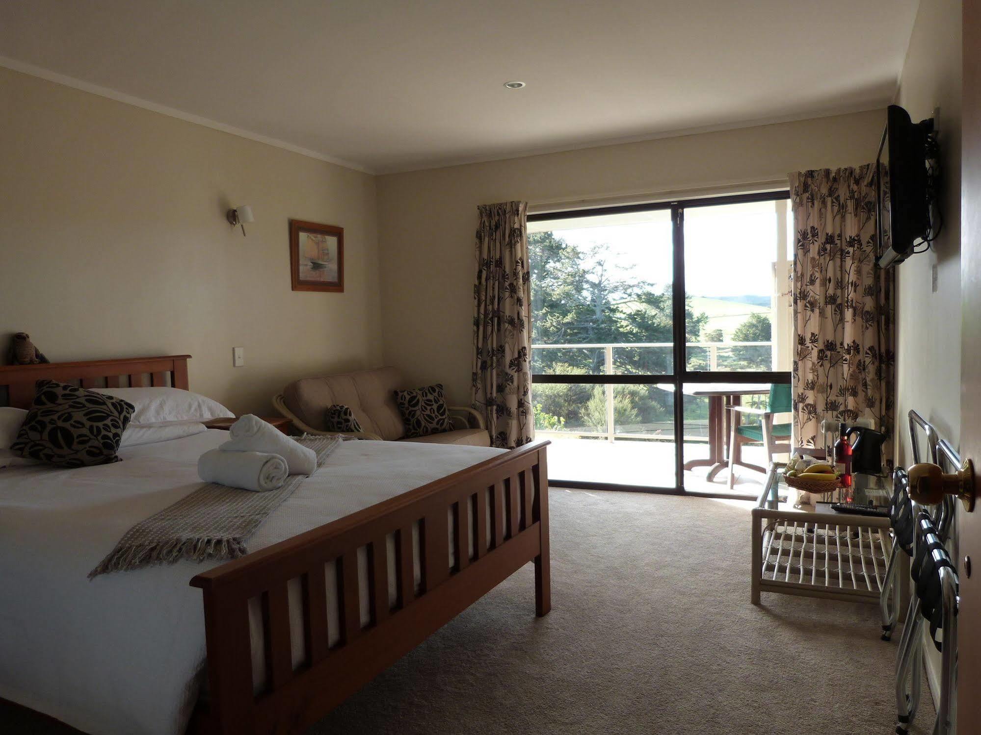 פאיהייה Morepork Riverside Lodge מראה חיצוני תמונה